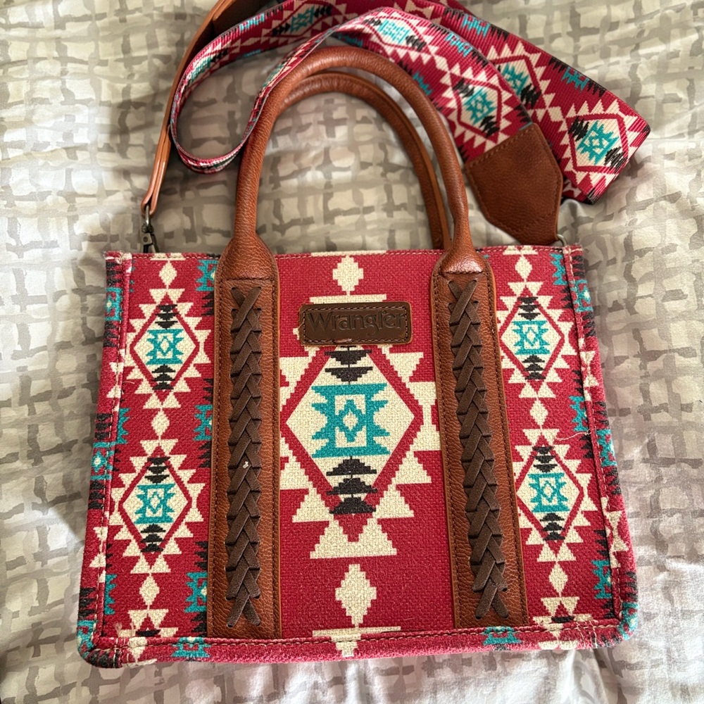 Red Southwestern Print Crossbody Wrangler Bag